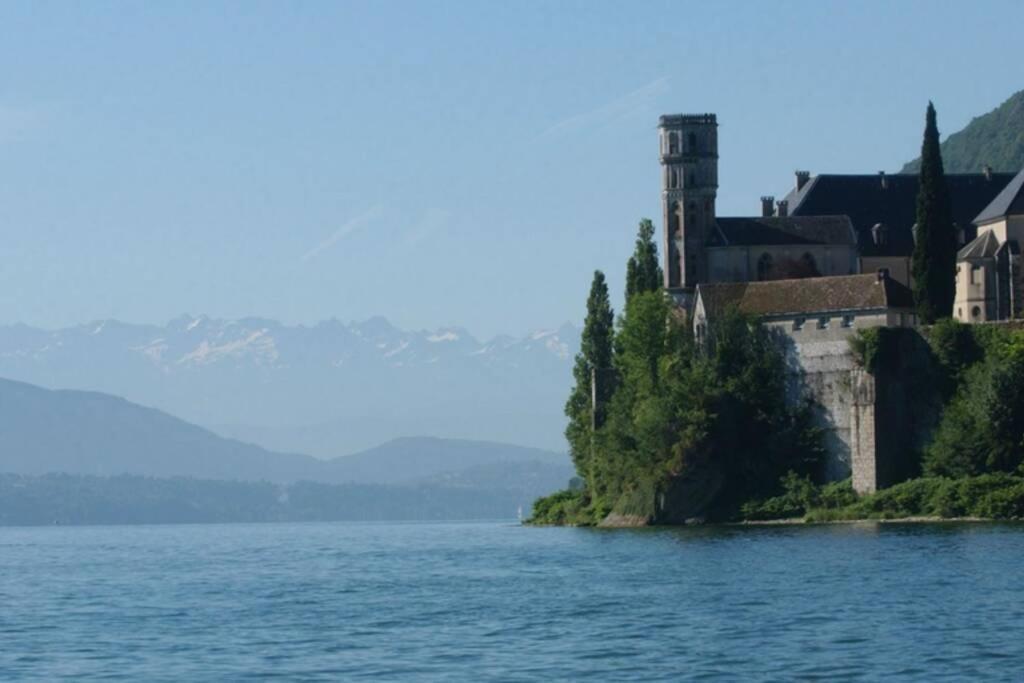 Le Portougais, Chalet A Chanaz, La Petite Venise Savoyarde ภายนอก รูปภาพ