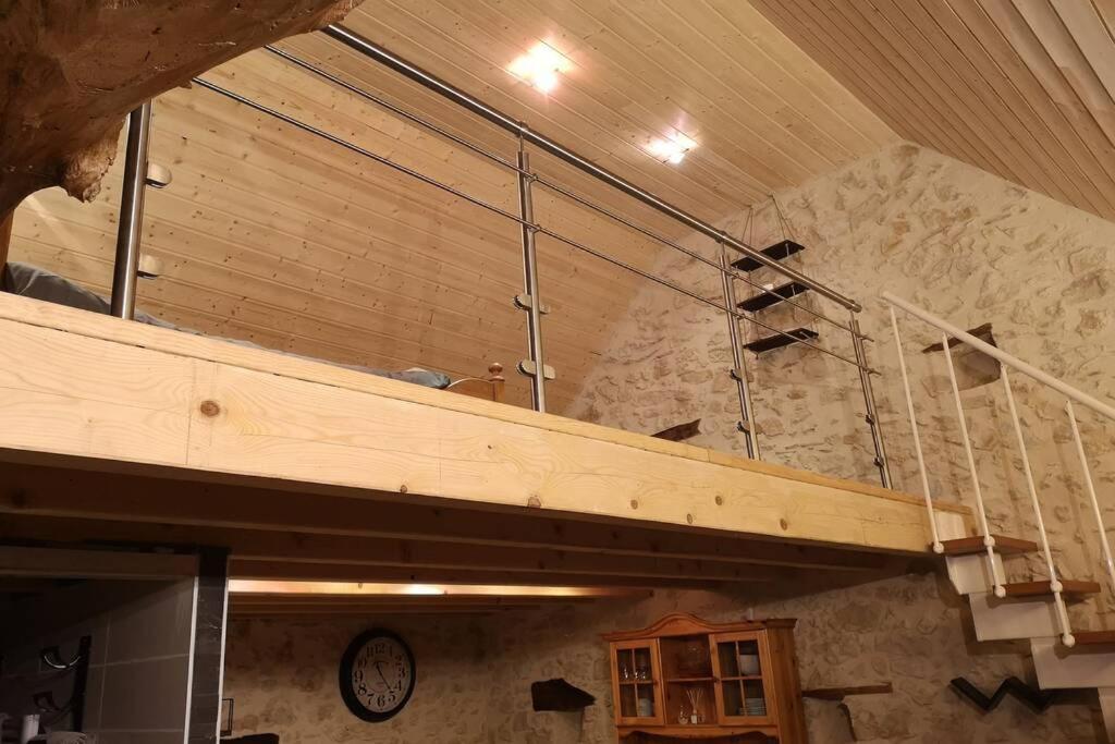 Le Portougais, Chalet A Chanaz, La Petite Venise Savoyarde ภายนอก รูปภาพ