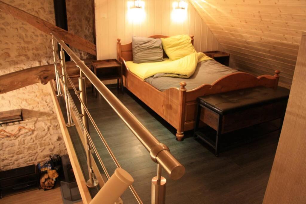 Le Portougais, Chalet A Chanaz, La Petite Venise Savoyarde ภายนอก รูปภาพ